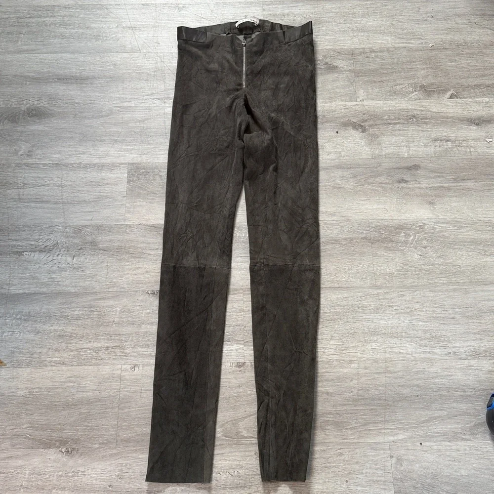 $798 Alice & Olivia lambs leather front zip pants leggings 12 Charcoal